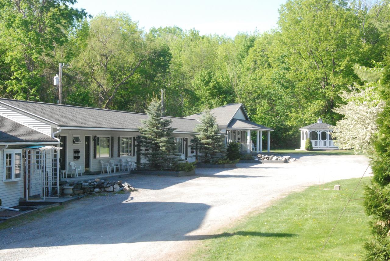 Harwood Hill Motel Bennington Buitenkant foto