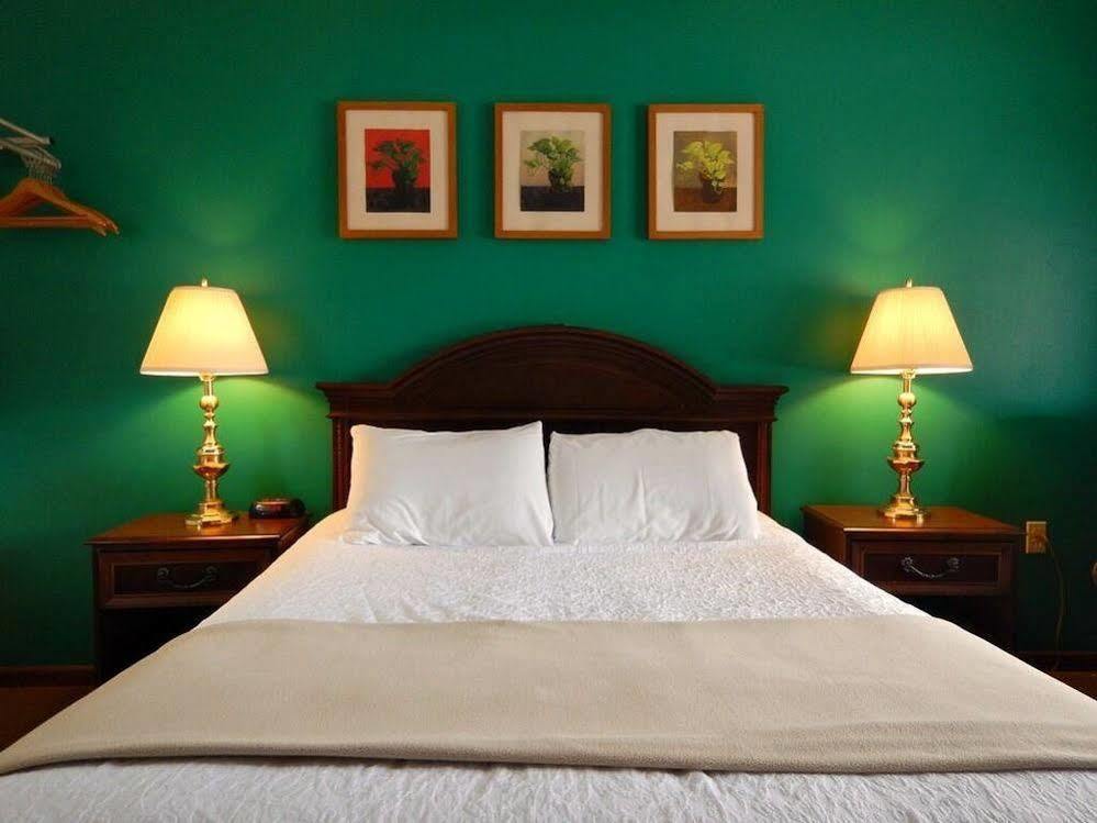 Harwood Hill Motel Bennington Buitenkant foto